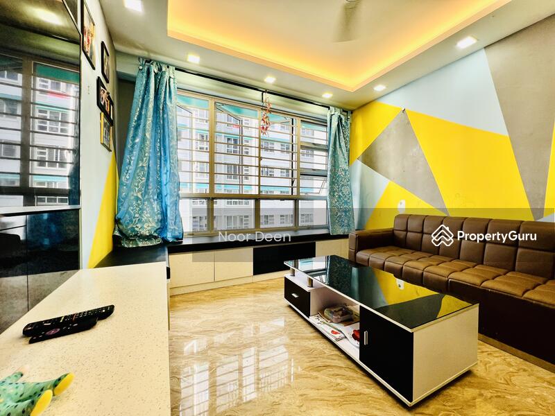For Sale - 785C Woodlands Rise