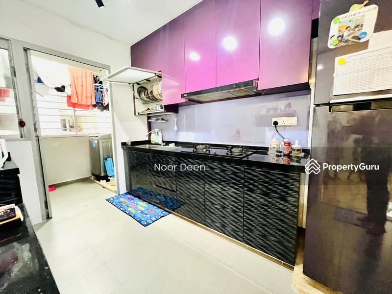 For Sale - 785C Woodlands Rise