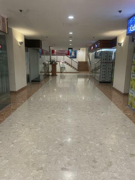 High Street Centre, 1 North Bridge Road, 269 sqft, Mall Shop For Sale, by Karen Low, 60117171 - Corridor - CommercialGuru.com.sg