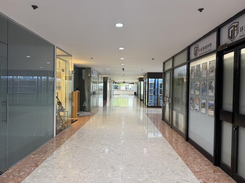 High Street Centre, 1 North Bridge Road, 269 sqft, Mall Shop For Sale, by Karen Low, 60117171 - CommercialGuru.com.sg