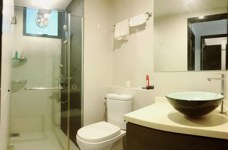 Common bathroom (Renovated)
