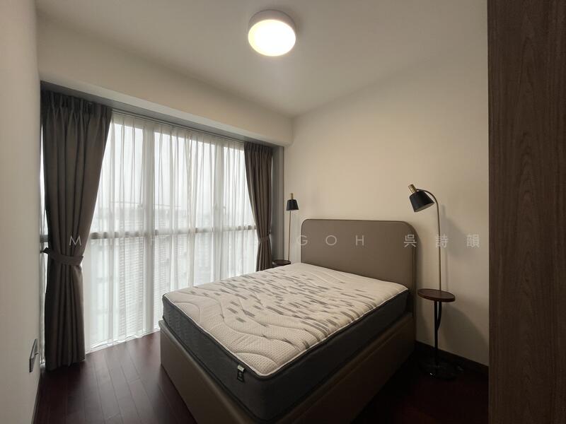 For Sale - Queens Peak