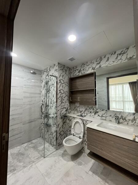 For Sale - Queens Peak