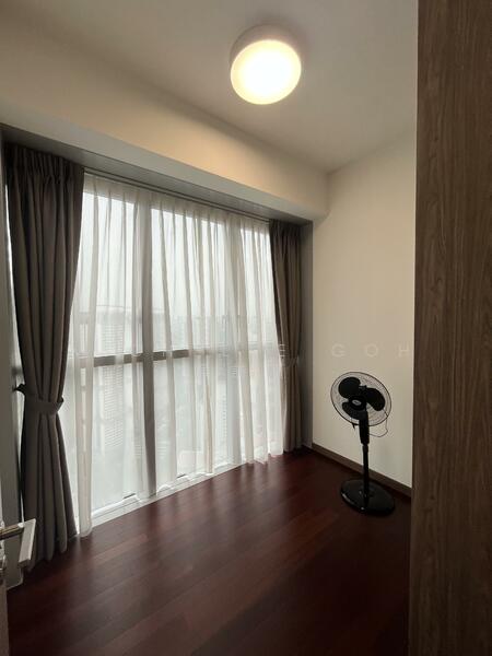 For Sale - Queens Peak