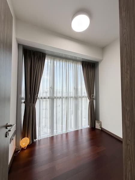 Queens Peak, 1 Dundee Road, 3 Bedrooms, 840 sqft, Condominium For Sale, by Michelle Goh 呉詩韻, 60117193 - Bedroom 2 - PropertyGuru.com.sg