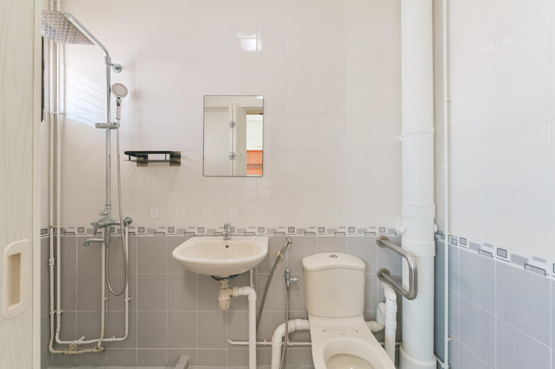 For Rent - 106 Tampines Street 11