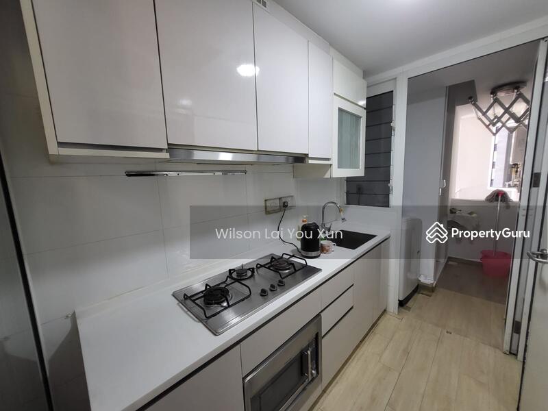 Kitchen & Home Shelter & Yard