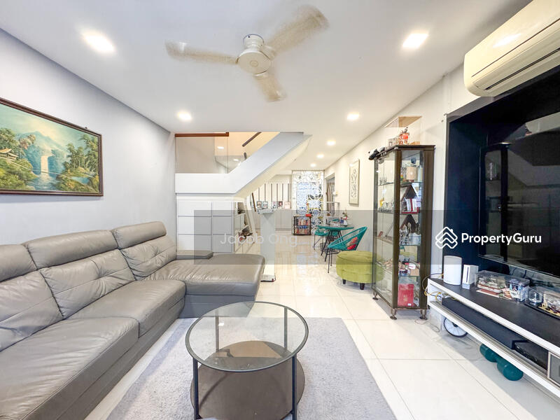 For Sale - 519 Serangoon North Avenue 4