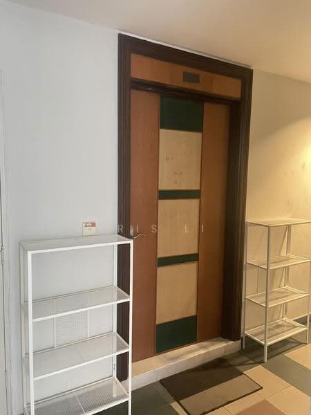 Central Green, 1 Jalan Membina, Alexandra / Commonwealth, Room Rental, 250 sqft, Condominium For Rent, by Kris Li, 60117418 - Entrance - PropertyGuru.com.sg