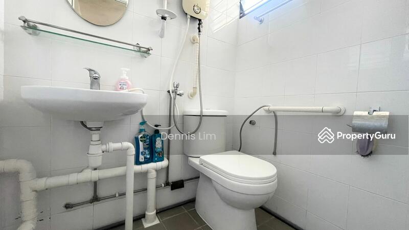 For Sale - 82 Bedok North Road