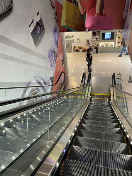 City Gate, 371 Beach Road, 635 sqft, Mall Shop For Sale, by Bryna Koh, 60117581 - Corridor - CommercialGuru.com.sg