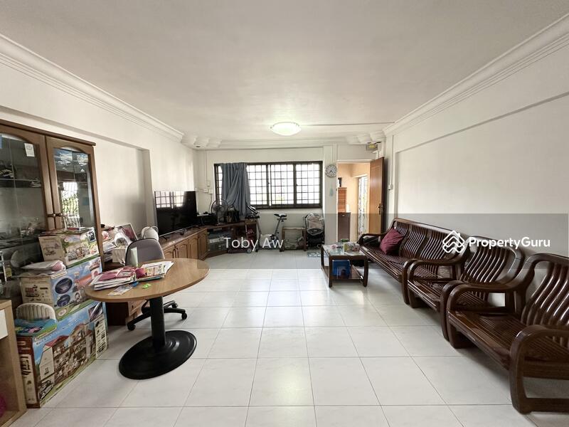 For Sale - 265 Tampines Street 21