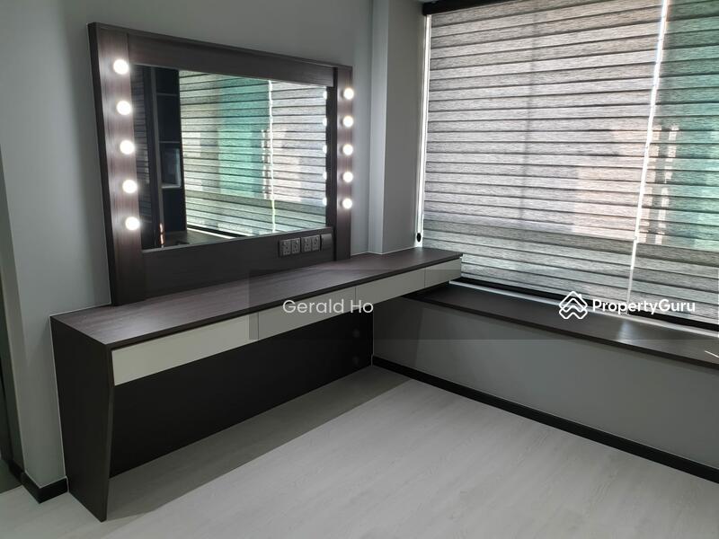 Master bedroom dressing table