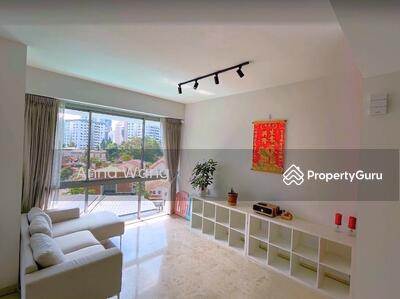 For Sale - One Tree Hill Residence