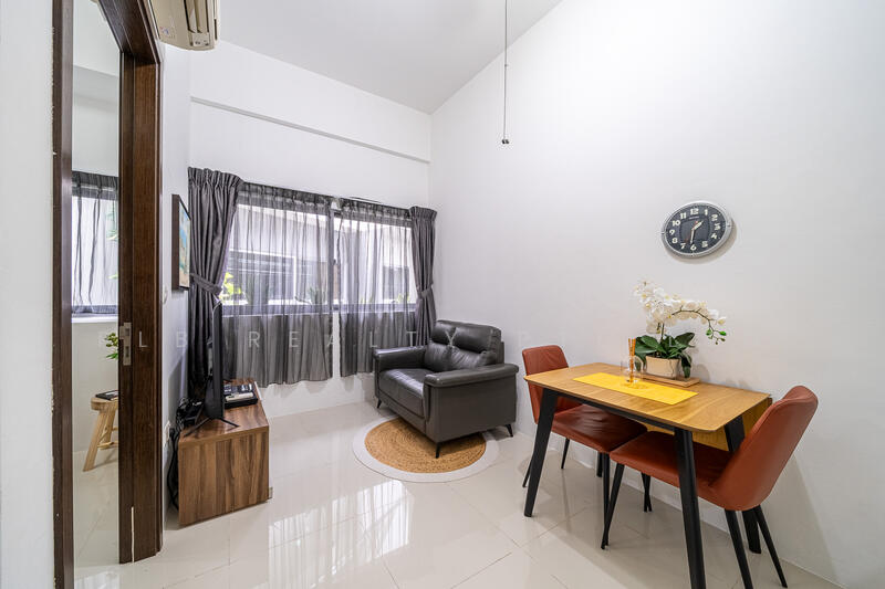 For Sale - Siglap V