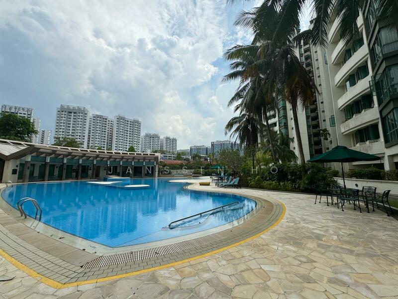 Palm Gardens, 2D Hong San Walk, Room Rental, 150 sqft, Condominium For Rent, by Janssen Ho, 60118185 - Pool - PropertyGuru.com.sg