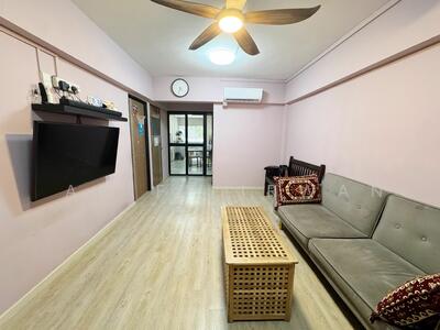 For Sale - 250 Tampines Street 21