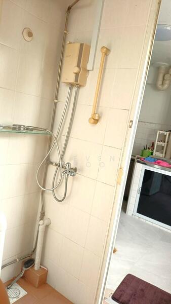 For Rent - 121 Paya Lebar Way