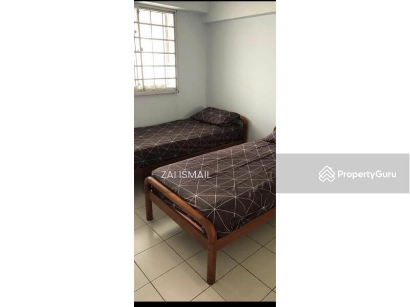 For Sale - 602 Yishun Street 61