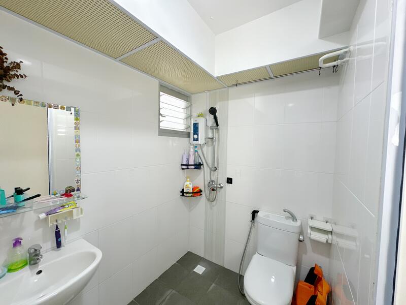 Common Bathroom