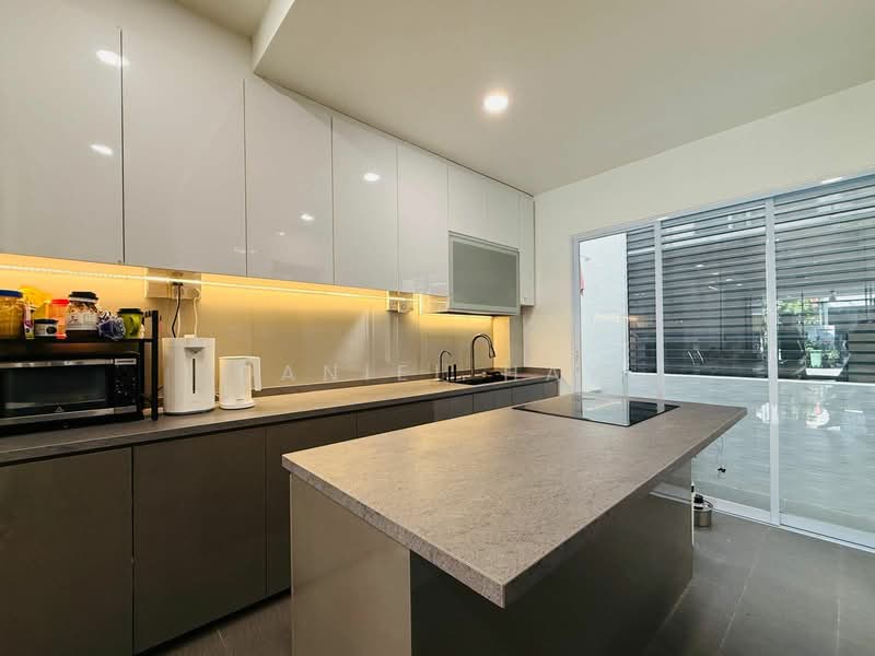 ⭐️⭐️LANDED7772@ Best Value Buy Terrace Near MRT And Good School, Thomson Garden Estate. Call 9321 7772 to view, 4 Bedrooms, 4,680 sqft, Terraced House For Sale, by Daniel Haw, 60118409 - PropertyGuru.com.sg