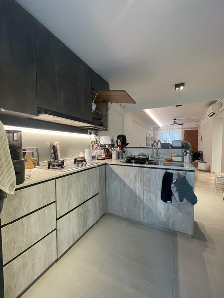 For Sale - 374 Clementi Avenue 4