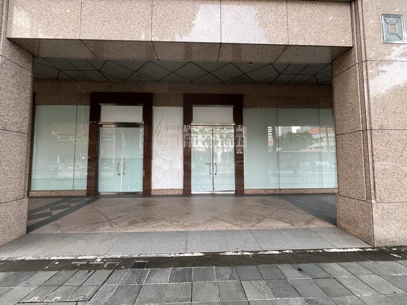 Stamford Court, 61 Stamford Road, 840 sqft, Food & Beverage For Rent, by Winnie Wu, 60118455 - CommercialGuru.com.sg