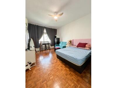 For Rent - King's Mansion