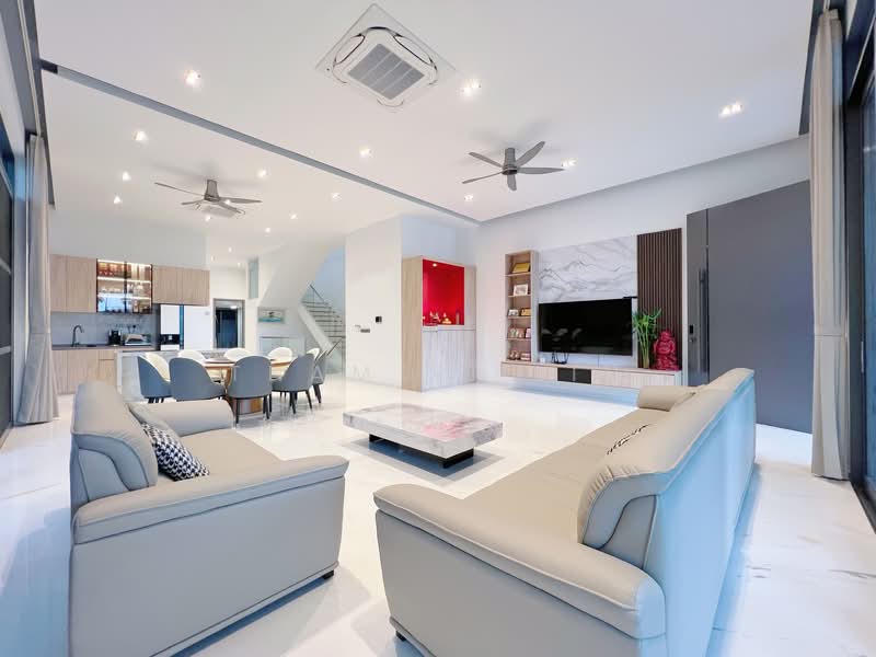 Sembawang Hills Estate, 37 Jalan Rukam, 7 Bedrooms, 8,850 sqft, Semi-Detached House For Sale, by Tham Yi Lin, 60118529 - Living Room - PropertyGuru.com.sg