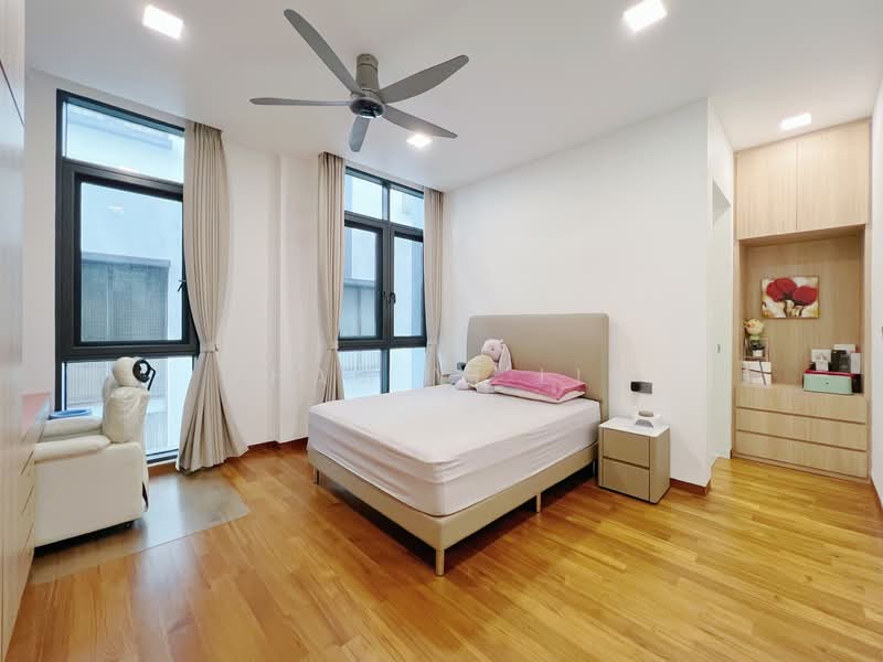 Sembawang Hills Estate, 37 Jalan Rukam, 7 Bedrooms, 8,850 sqft, Semi-Detached House For Sale, by Tham Yi Lin, 60118529 - PropertyGuru.com.sg