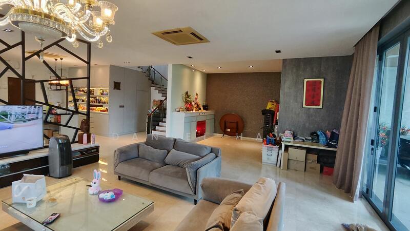For Sale - ⭐️⭐️LANDED7772@ 3.5Storey Semi-D Next To Sembawang Shopping Centre