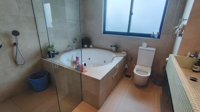 For Sale - ⭐️⭐️LANDED7772@ 3.5Storey Semi-D Next To Sembawang Shopping Centre