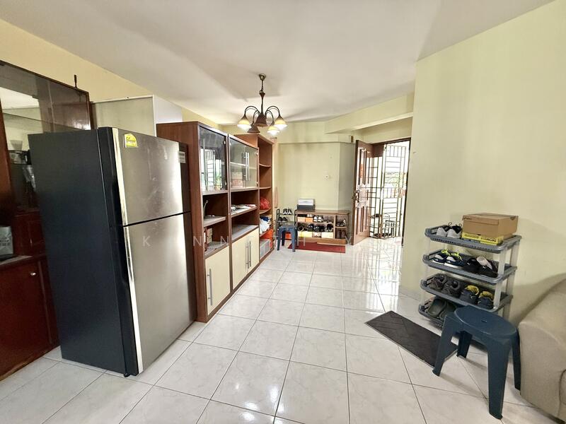 For Sale - 688 Jurong West Central 1