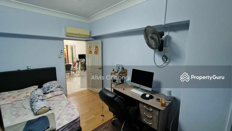 For Sale - 413 Sembawang Drive