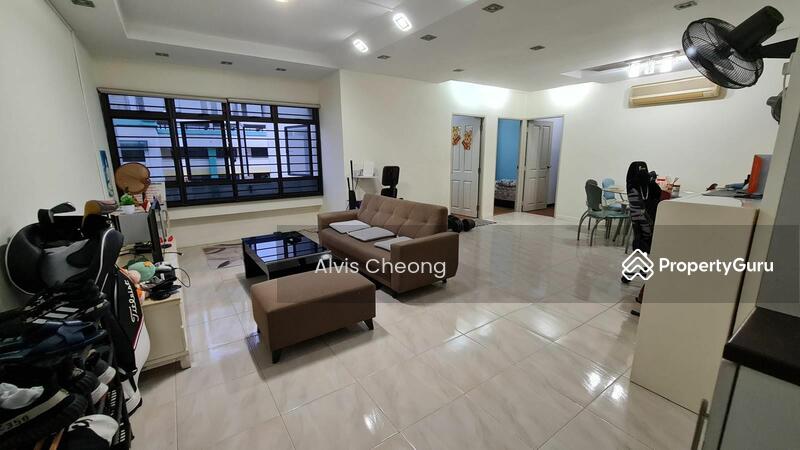 For Sale - 413 Sembawang Drive