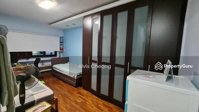 For Sale - 413 Sembawang Drive