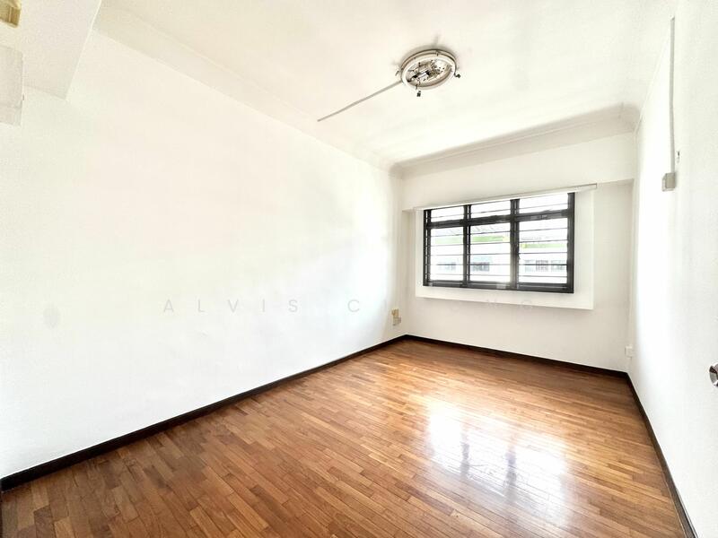 For Sale - 413 Sembawang Drive