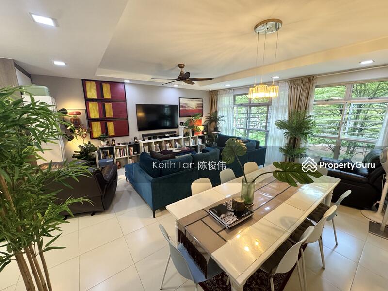 For Sale - 782D Woodlands Crescent