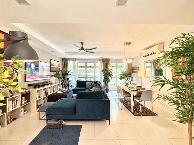 For Sale - 782D Woodlands Crescent