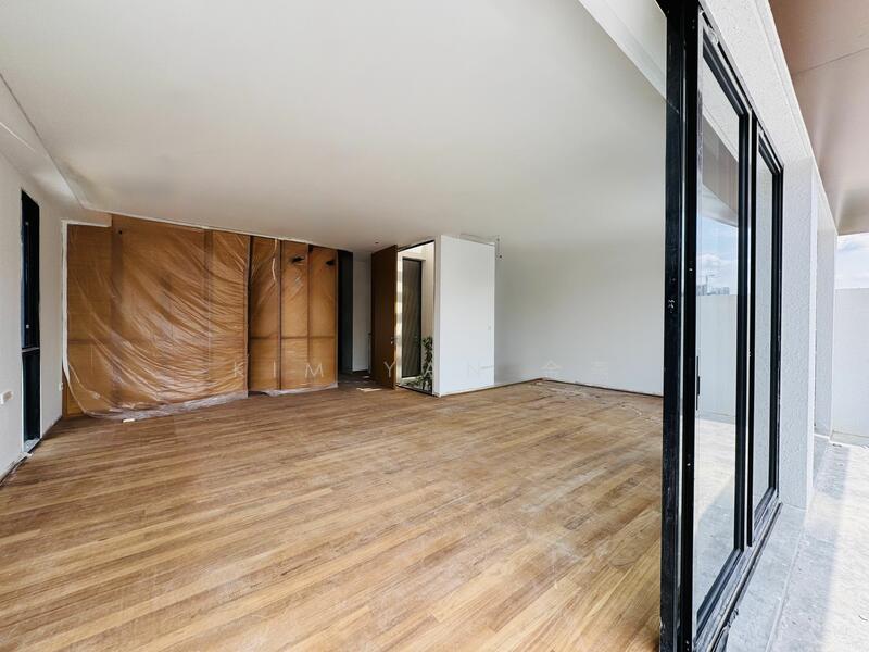 For Sale - Brand New Semi-D, 4 levels with Lift & swimming Pool, 6 bedrooms all ensuite