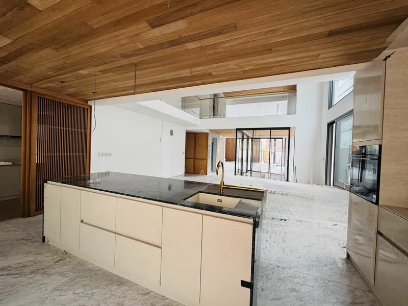 For Sale - Brand New Semi-D, 4 levels with Lift & swimming Pool, 6 bedrooms all ensuite