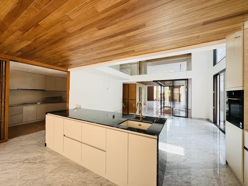 For Sale - Brand New Semi-D, 4 levels with Lift & swimming Pool, 6 bedrooms all ensuite