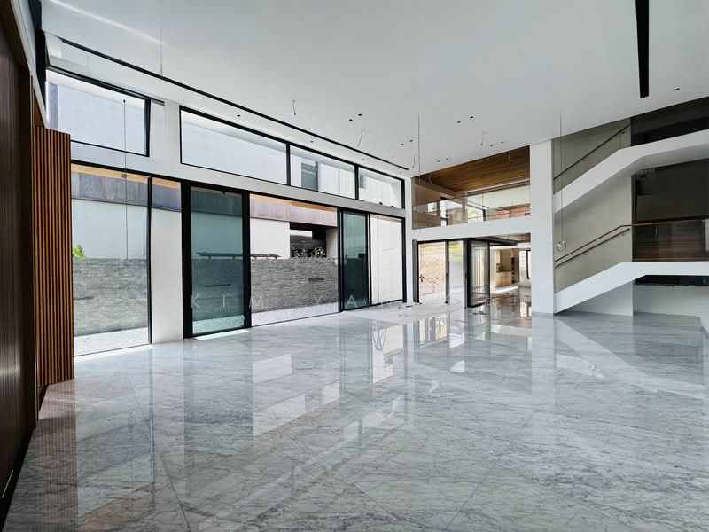 For Sale - Brand New Semi-D, 4 levels with Lift & swimming Pool, 6 bedrooms all ensuite