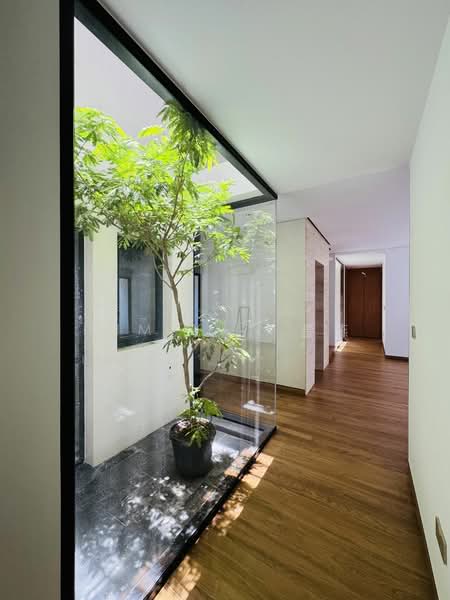 Brand New Semi-D, 4 levels with Lift & swimming Pool, 6 bedrooms all ensuite Semi-Detached House For Sale at S$ 14,880,000 | PropertyGuru Singapore