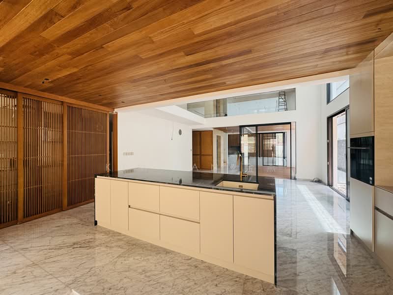 Brand New Semi-D, 4 levels with Lift & swimming Pool, 6 bedrooms all ensuite Semi-Detached House For Sale at S$ 14,880,000 | PropertyGuru Singapore