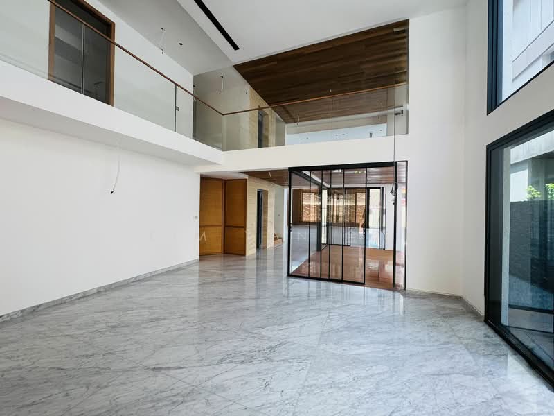 Brand New Semi-D, 4 levels with Lift & swimming Pool, 6 bedrooms all ensuite Semi-Detached House For Sale at S$ 14,880,000 | PropertyGuru Singapore