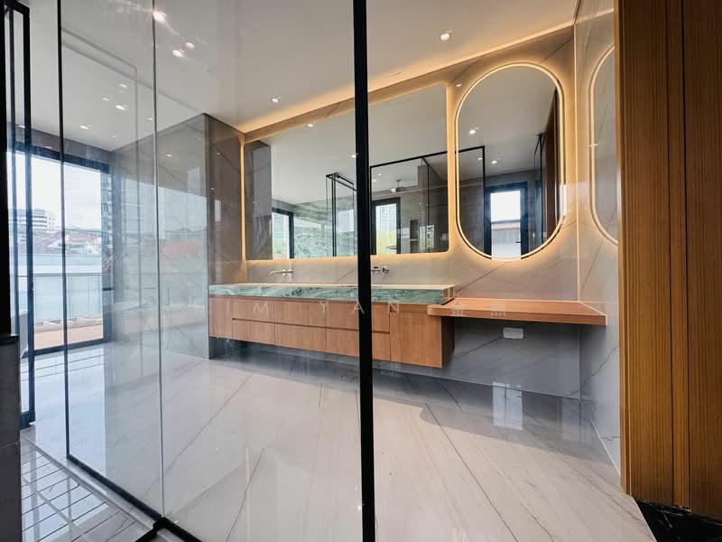 For Sale - Brand New Semi-D, 4 levels with Lift & swimming Pool, 6 bedrooms all ensuite