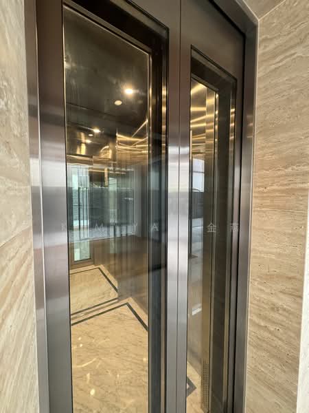 For Sale - Brand New Semi-D, 4 levels with Lift & swimming Pool, 6 bedrooms all ensuite