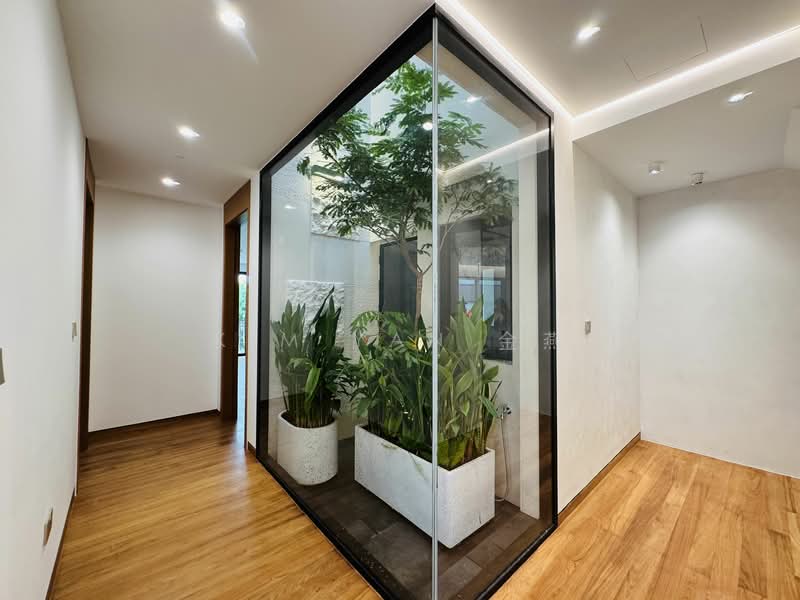 For Sale - Brand New Semi-D, 4 levels with Lift & swimming Pool, 6 bedrooms all ensuite