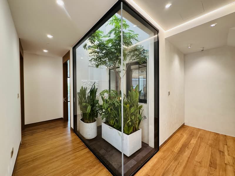 For Sale - Brand New Semi-D, 4 levels with Lift & swimming Pool, 6 bedrooms all ensuite